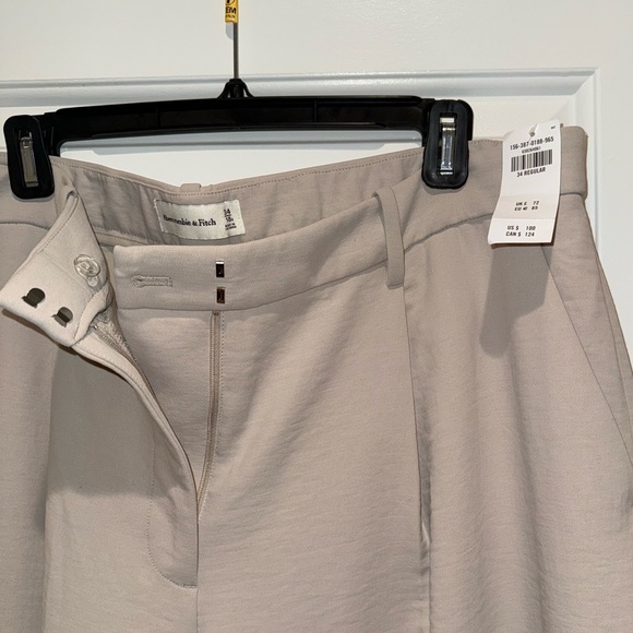 Abercrombie Sloane Tailored Wide Leg Pant - Picture 4 of 6